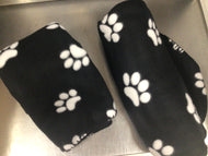 Blanket paw print